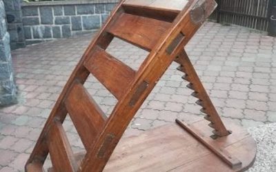 Odkrivanje zgodbe tega lesenega artefakta