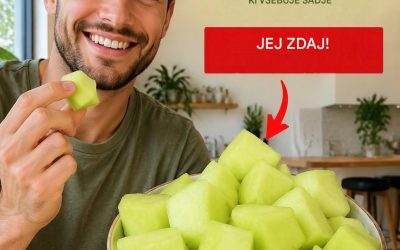 Močnejše noge in kolena! Sadje z več kolagena, ki odpravlja šibkost sklepov. 🤔🤯… Celoten recept je v prvi